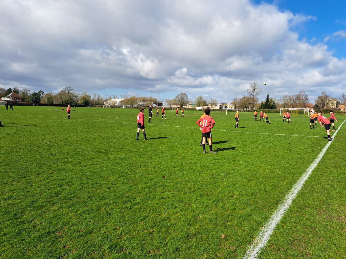 Great win for YSB U13 on Saturday at home vs Doncaster. Some great football on display as we move into 3rd. 
Goals from Tom Whitehead (2), Sam Gorton (2) and Noah Harrison 
⚽️⚽️

Final Score: York 5-2 Doncaster