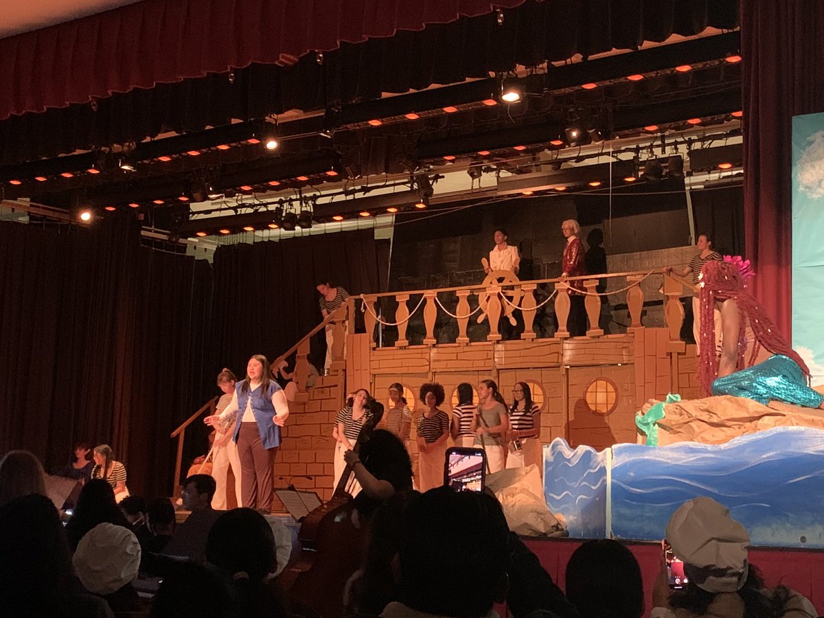 Congratulations @morrisknights ! Oceans of 👏👏👏 for your production of The Little Mermaid! @CSD31SI @DrMarionWilson