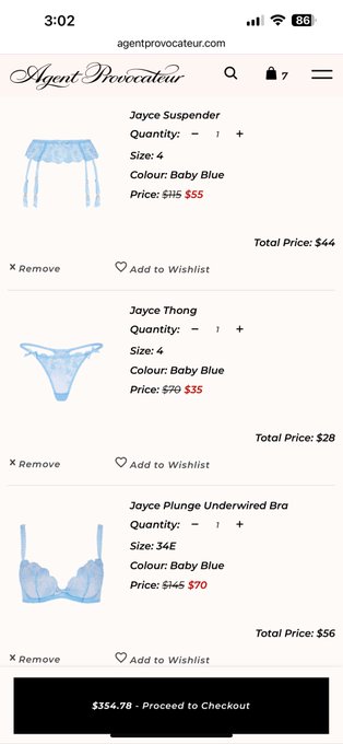 i would look so angelic in this baby blue set, who's going to make it happen? https://t.co/M6bJRhnXY