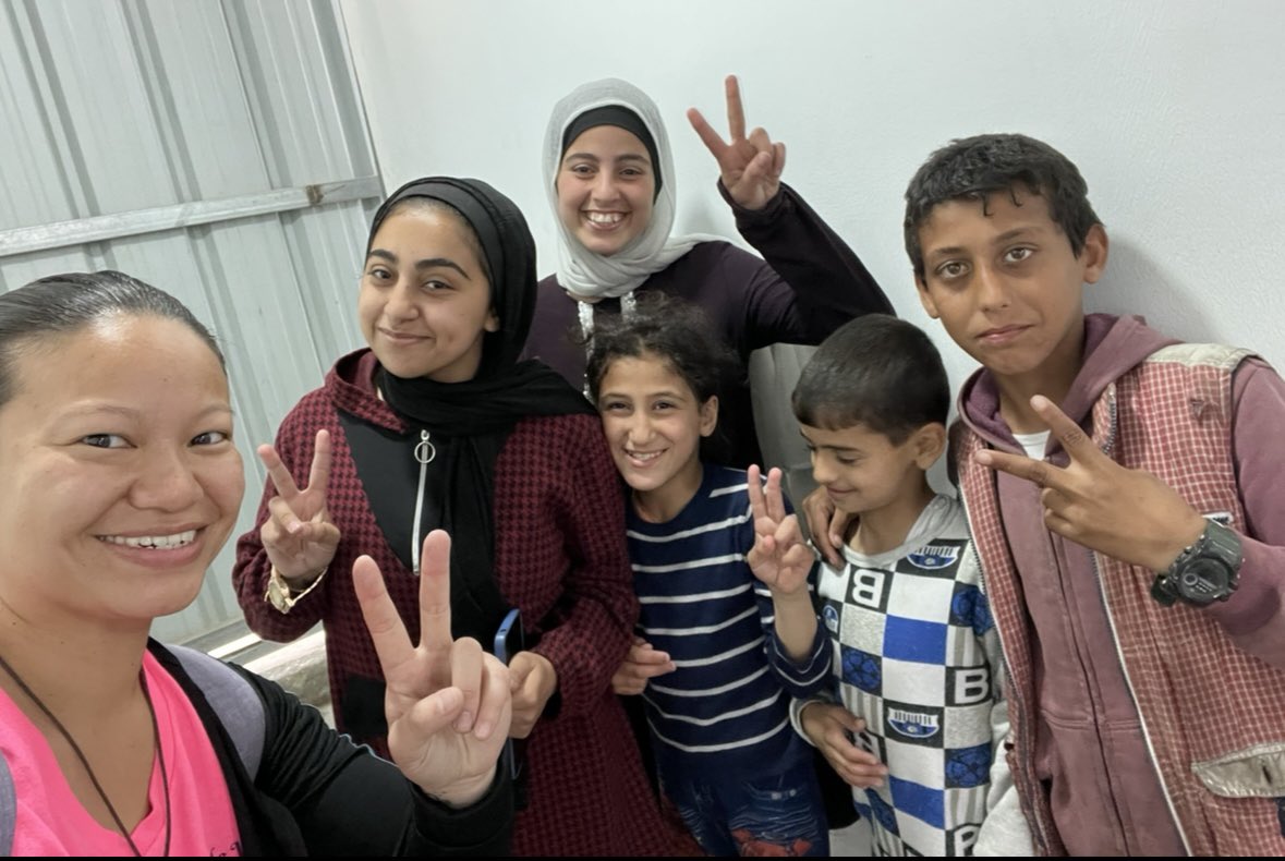 HelpMeLiveUSA's tweet photo. Our latest medical mission in #Gaza with our partners at @Glia_Intl 

#NGO #HumanitarianAid #medicalmission #Palestine https://t.co/3TzLzA40Vn