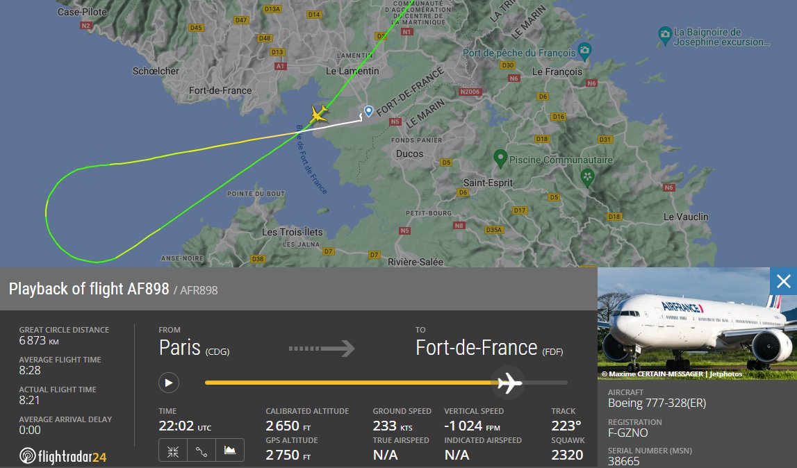 @patricefnk A 101 NM ( 187 kilomètres ) de la verticale du ' VOR-DME ' de Fort-de-France ( FOF )... 🧐

Avec deux autres aéroports à proximité si besoin.
Visibles sur le ' Navigation Display '
# TFFR / Pointe-à-Pitre / Pôle Caraïbes / Guadeloupe
# TLPL / Vieux Fort / Hewanorra / Sainte-Lucie