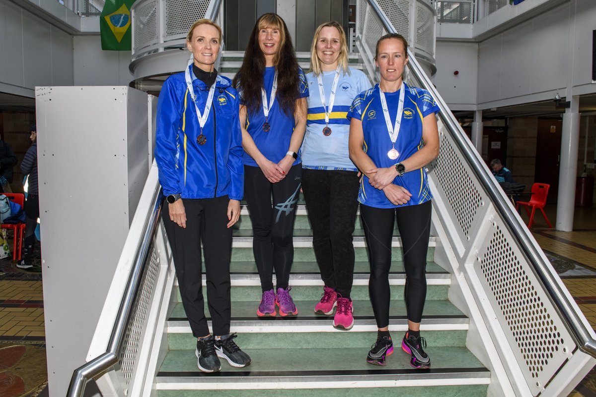 MASTERS MEDALS #SALtogether National Road Relays at Livingston - Women 1 @GalaHarriers 2 @rungarscube 3 @GGHarriers Well done 📷 @Bobby_ThatOneMo @EStreetShuffler @mary_senior_ @daniel_scroop @jillamena13 @AndyMcCall87 @greenocktele