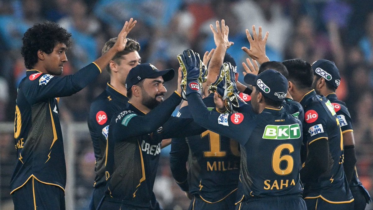 mufaddal_vohra's tweet photo. GUJARAT TITANS HAVE DEFEATED MUMBAI INDIANS IN AHMEDABAD. 🔥 https://t.co/CbmiJrRUVy