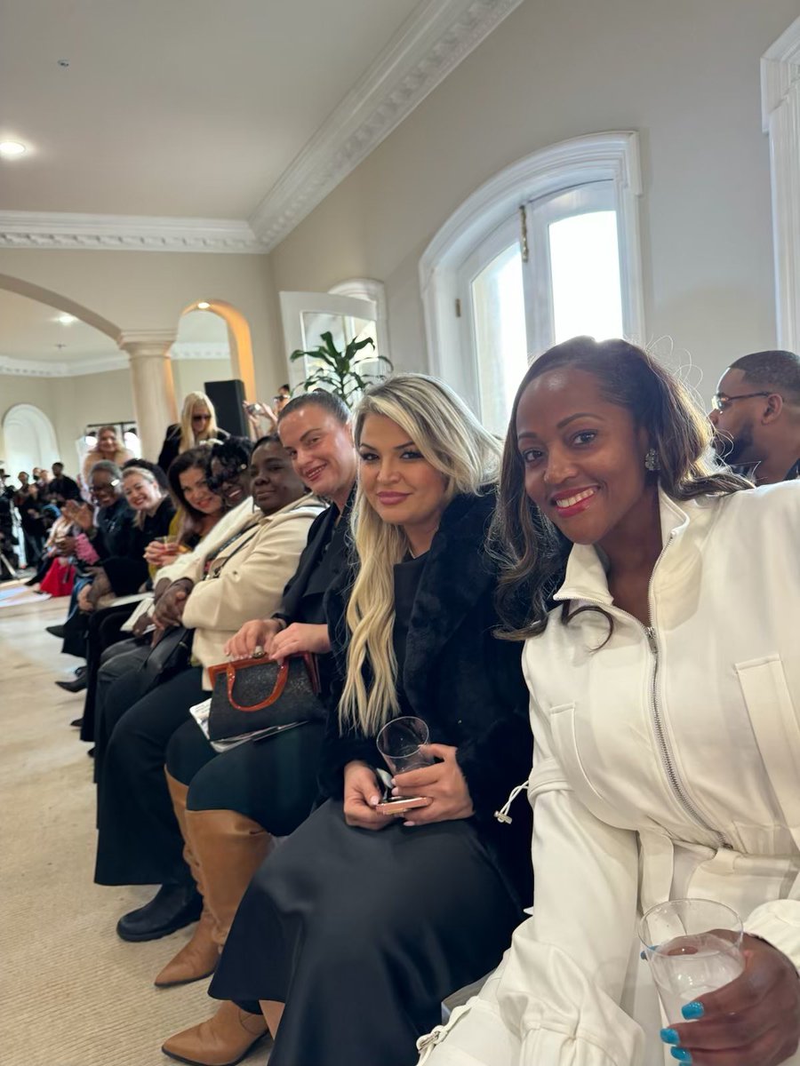 Tina McKinnor tweet media