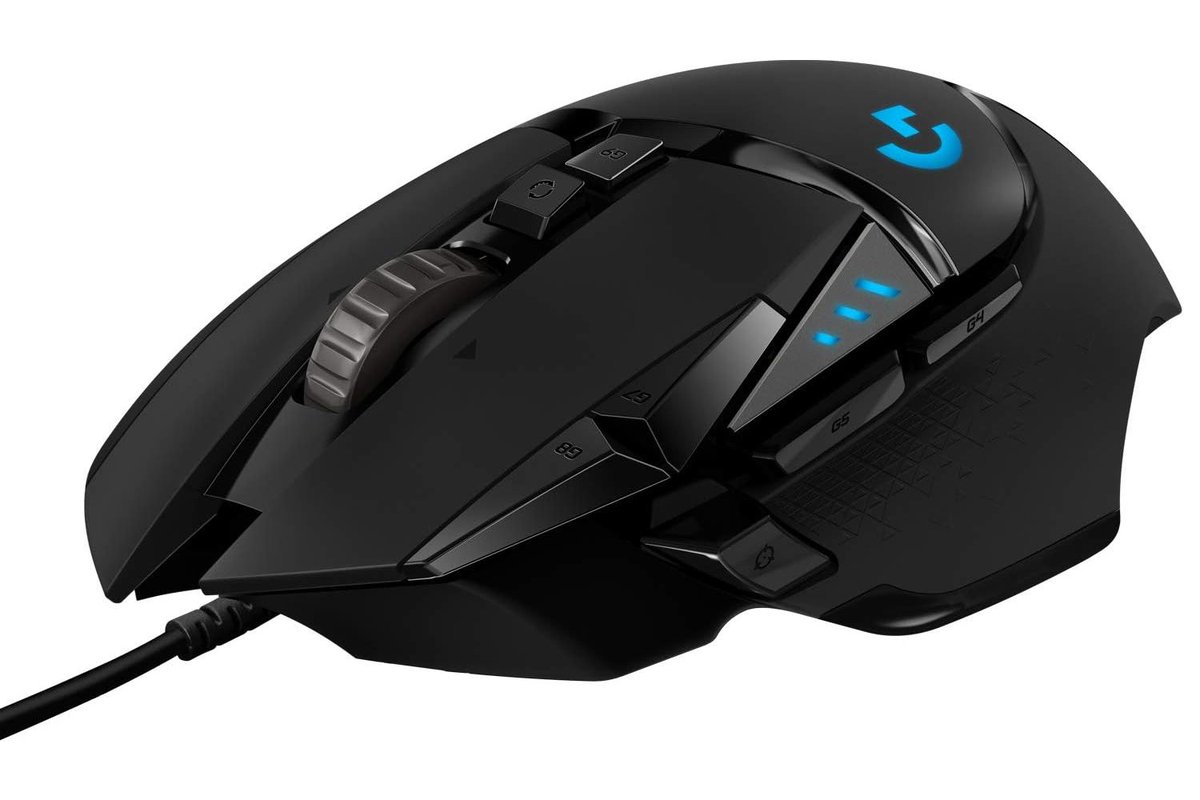 TechB2BInsights's tweet image. Plongez dans l&apos;univers de l&apos;innovation avec cette offre exceptionnelle 🚀💡 Amazon casse les prix de la souris gaming Logitech G502 🔥💻 Ne ratez pas la réduction fulgurante de -50% ! 🌟💸 #BonsPlans #Logitech #SourisGaming #Amazon #InnovationTechnologique