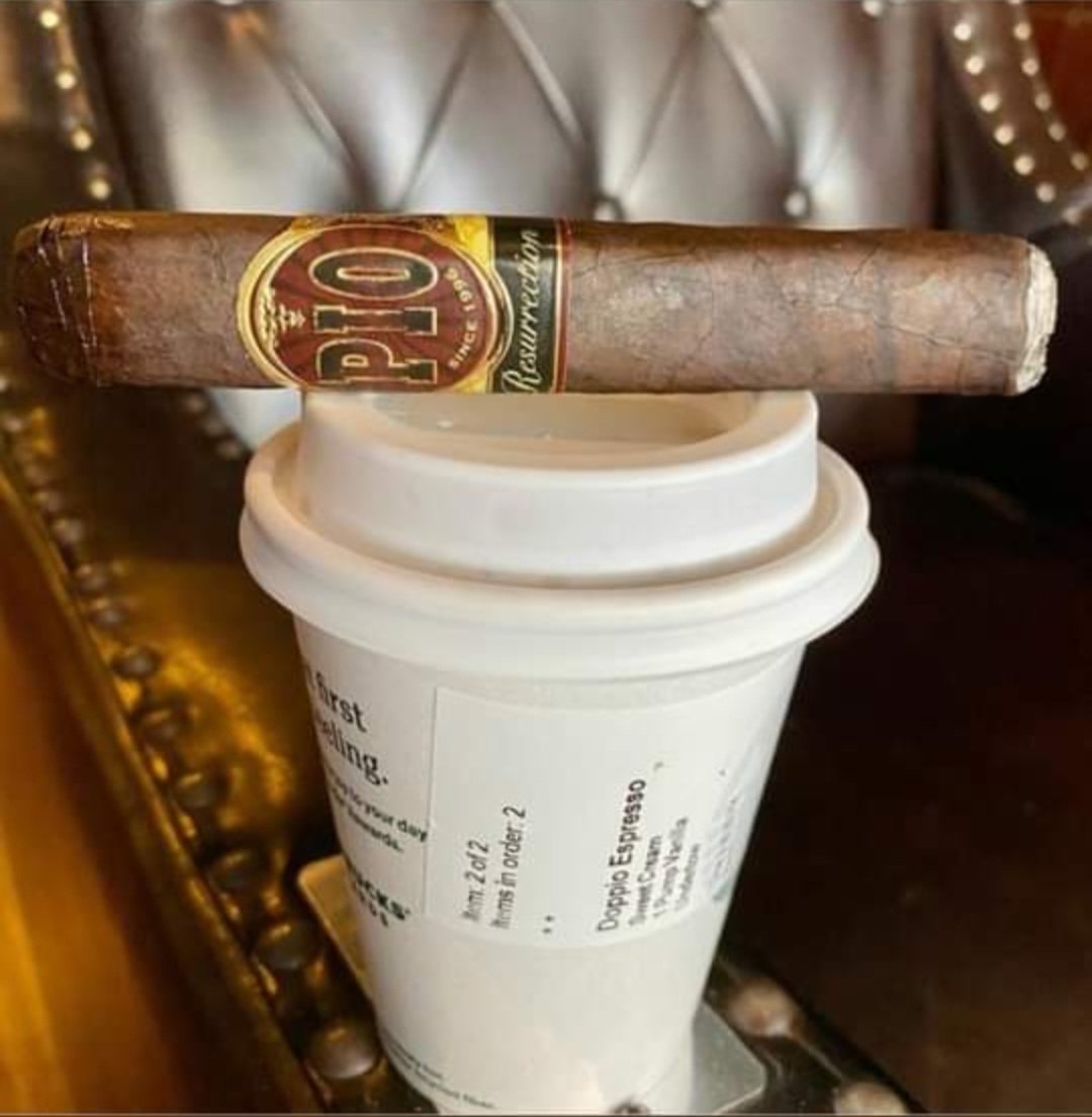 Picture Courtesy of: Willy Robinson Chicago, IL @CigaRSS @nvwineandcigar @3DsCigars @Tex_Cigar @TheCigarshouse @cigars_eztli @CigarCosmonaut @CXOAce72
