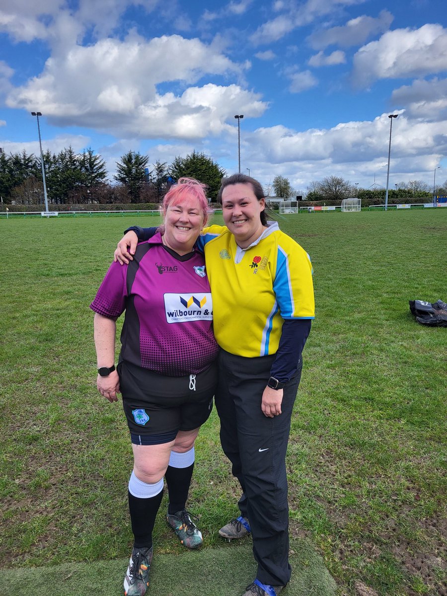 JaimeEvans1213's tweet photo. It was an all girls show at Thorne today, 4 clubs coming together to get a game on. Thanks to  @RufcCastleford @CleckheatonRUFC and @HullIoniangirls  and special thanks to the 2 female refs who made the day happen!
#girlsrugby #lionessesroar #GrowTheGame #yorkshirerfu https://t.co/Y5xwgnR8gF