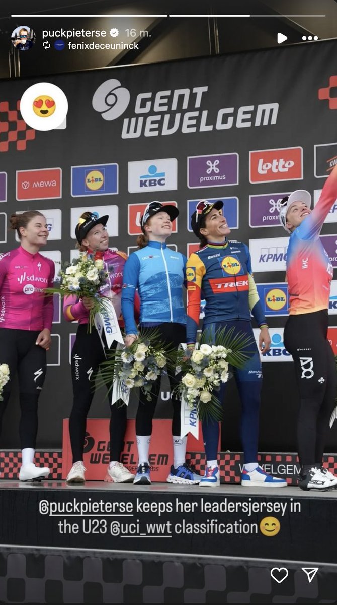 Ohhh, great podium selfie! 😍 Lovely ladies (how many podium selfies does Puck have already? 😂) #GW24 #GentWevelgem