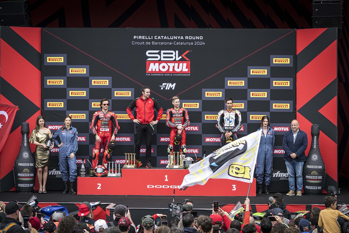 #CatalanWorldSBK 🔴 RACE 2🔴 📰 Bautista and Bulega put on a fantastic show at Barcelona with a 1-2 win in Race 2 and the Italian taking the lead in the WorldSBK points table 🇮🇹 arubaracing.it/2024/03/che-sp… 🇬🇧 arubaracing.it/en/2024/03/che… @ducaticorse @WorldSBK
