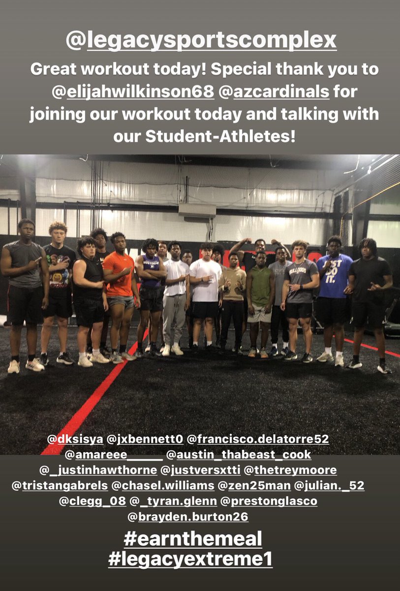LegacyExtreme1's tweet photo. Fun workout today! Special thanks to Elijah Wilkinson from the @AZCardinals for working out with our Student-Athletes. #legacyextreme1 https://t.co/fWHhjC4Ofq