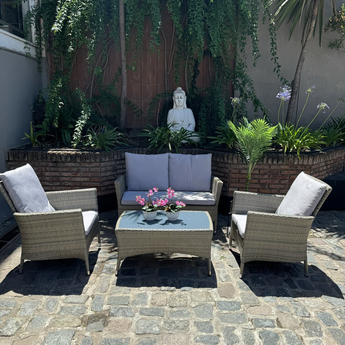 StyloUrbano_'s tweet photo. Nuestra colección de muebles de Rattan sintético, en este link todos los modelos:
https://t.co/bFbtWeOXLa

#rattan #muebles #bahiablanca #argentina #decoracion #rattanfurniture #mueblesdeexterior #mobiliario #deco #decor #sofa #sofas #decor #home #homedecor #furniture #exterior https://t.co/9be58jVNFe