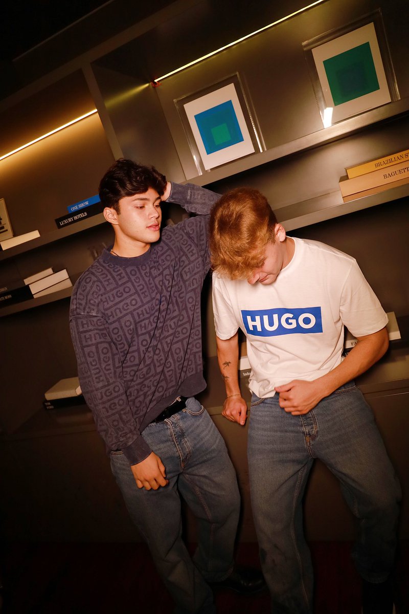CaioCerqueira_'s tweet photo. CAIO E LUAN VESTEM HUGO https://t.co/JracZMUN2j