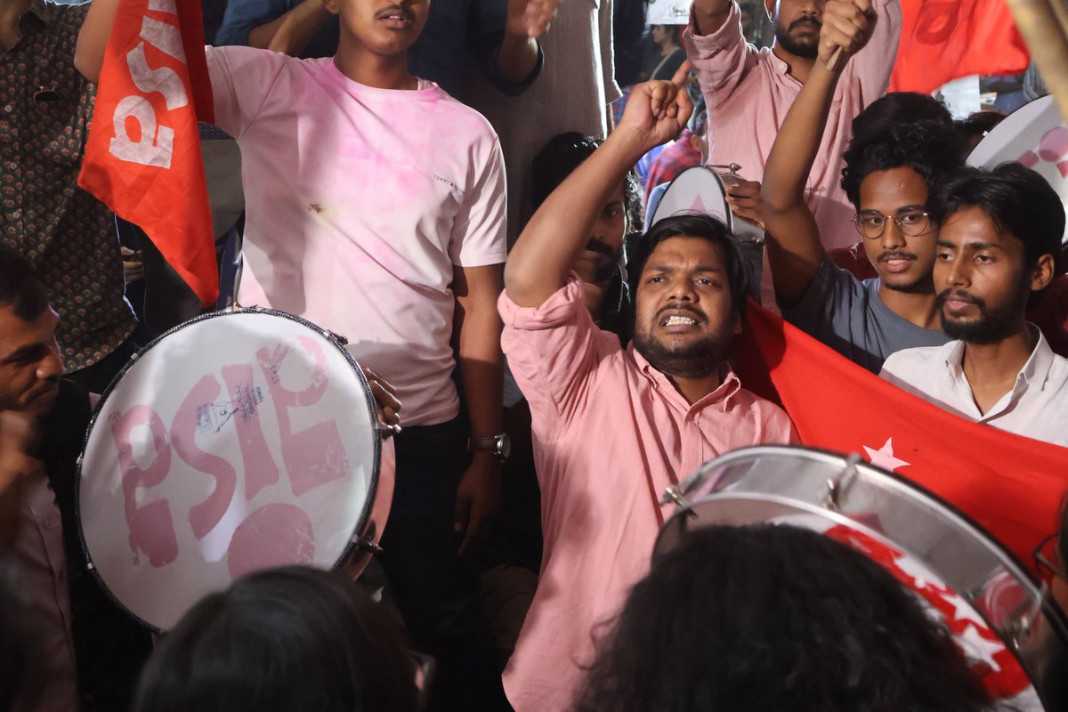 Kusum_Soojan's tweet photo. Congratulations to com @SathiDhananjay for winning the president and other elected members of JNUSU. 

Congrats to #UnitedLeftPanel and Students community of JNU. You won the most difficult battle in a very democratic process. 

We salute you JNU.

#JNUElection2024
#JNUSU_इलेक्शन https://t.co/xf3mLxa78u