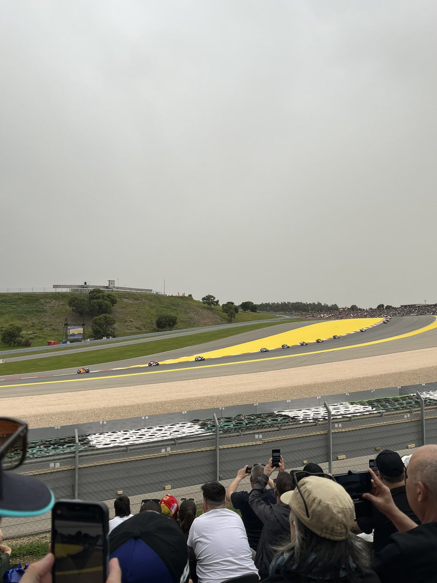 mvrstppen's tweet photo. still sad w marquez accident but it was cool https://t.co/vzSyITVPtL