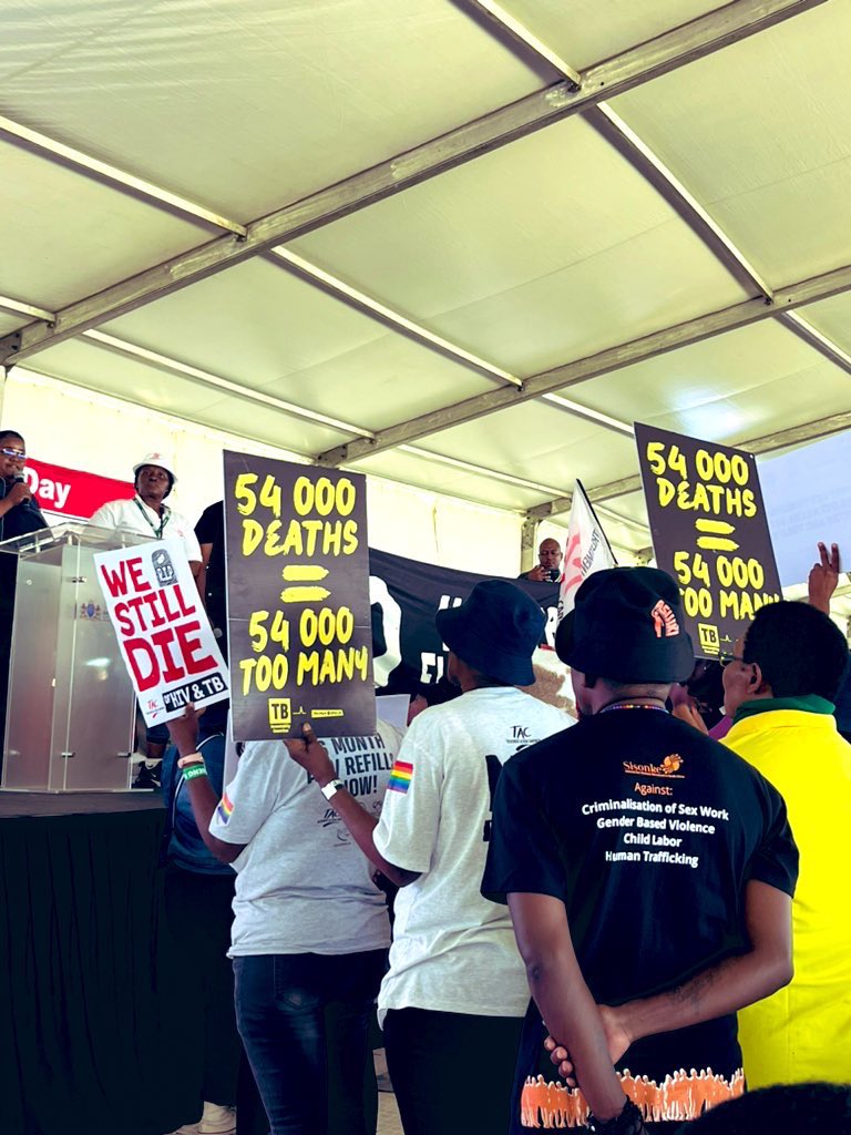 A sobering reminder that South Africa reported just over 54000 #TBdeaths, in 2022, which translates to 1 death every 10 minutes. 
That is indeed 54000 deaths too many. 
#TBiscurable
#WorldTBDay2024 #YesWeCanEndTB
