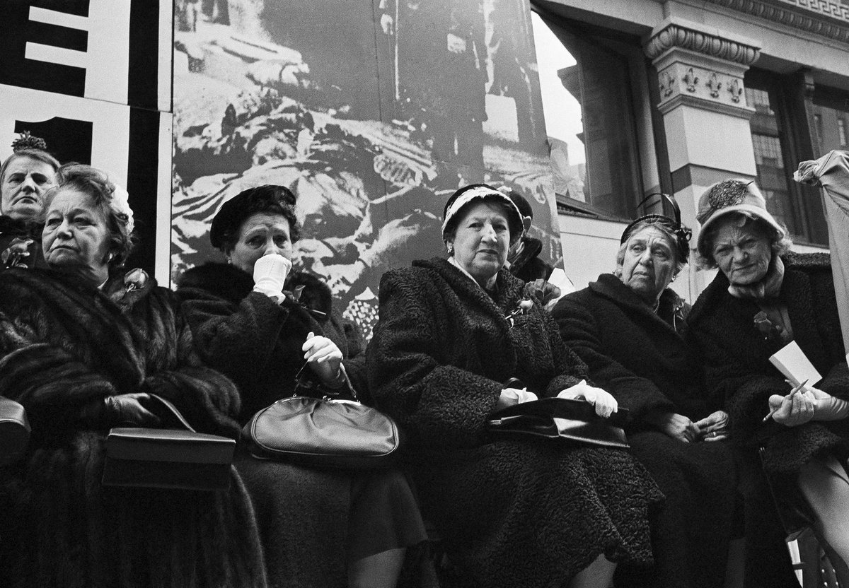 Today on WNYC in 1961: Ceremonies for the 50th anniversary of the Triangle Shirtwaist fire with Eleanor Roosevelt and Frances Perkins. wnyc.org/story/119940-l…