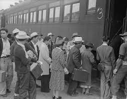 TammiMinoski's tweet photo. #OTD 1942: The enforcement of President #FDR's #ExecutiveOrder9066 began. The US military ordered all individuals of Japanese ancestry residing on Bainbridge Island in Washington to report to internment camps within seven days.
Although the Department of Justice and the FBI insisted that people of Japanese descent did not pose a security threat, individuals possessing "at least 1/16 Japanese blood" were required to leave their homes and dispose of their possessions and businesses and were given a paper identification tag.
Between 1942 and 1944, 120,000 individuals of Japanese descent were interned, 70,000 of whom were US citizens. https://t.co/ICl8KwYVKH #USHistory #JapaneseInternment