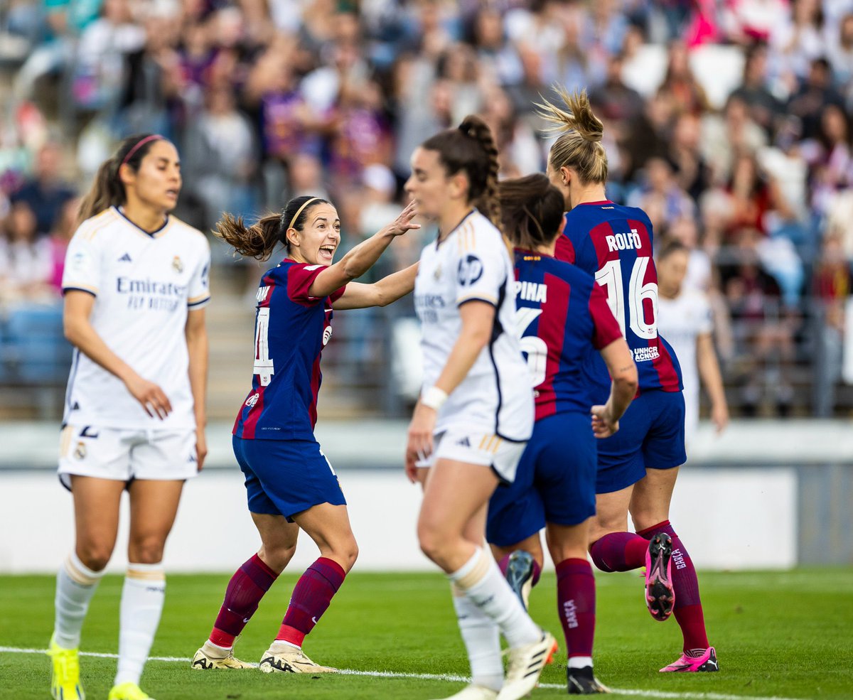 ✌️🏻 Así va el balance del @FCBfemeni ante el @realmadridfem: Liga ✅ 0-4 ✅ 4-1 ✅ 1-3 ✅ 5-0 ✅ 0-4 ✅ 1-0 ✅ 5-0 ✅ 0-3 Champions ✅ 1-3 ✅ 5-2 Copa de la Reina ✅ 4-0 Supercopa ✅ 1-0 ✅ 1-3 ✅ 4-0 👌🏻 14/14 ⚽️ 49 goles a favor 🚧 6 en contra Intratables 💙❤️