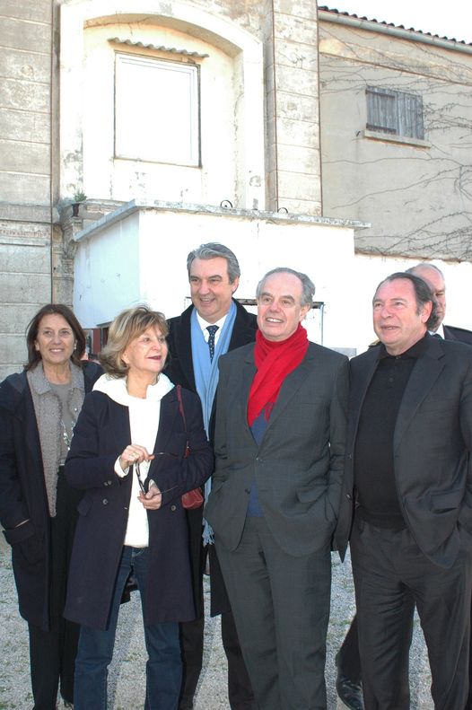 l’Eden se souvient que c’est la visite de Frederic Mitterand, ministre de la culture, le 24 janvier 2012, qui avait été le détonateur du sauvetage du plus ancien cinéma du monde. Quelques mois plus tard, en juin 2012, les travaux de rénovation commençaient et l’Eden renaissait