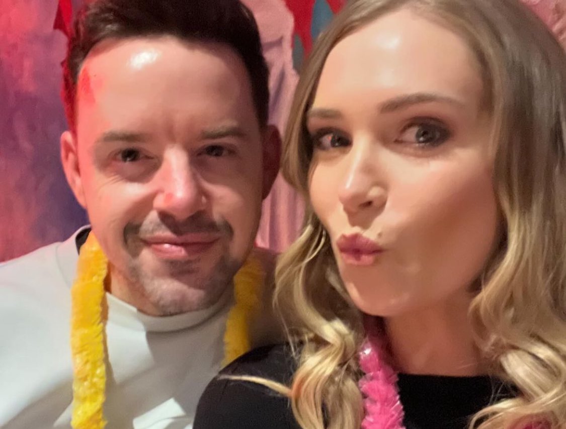 „Some happy snappy‘s!🥰💥🙌“

Eliza posted pics from #Conageddon4
3/3
(Via elizajaneface Insta)