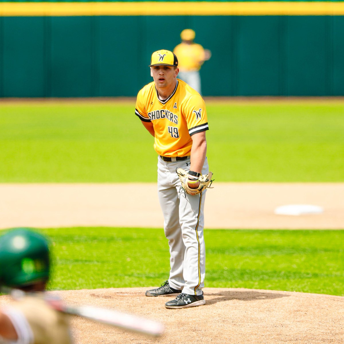 Tommy's day is done, a season-high 9 strikeouts and in line for the win 🤝 E6 | 🌾4, 🐉 1