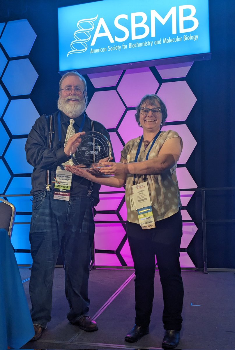 Congratulations to Pete Kennelly of <a href="/virginia_tech/">Virginia Tech</a>, winner of the Rose Award! Join us now in Hemisfair C2-3 for his talk! #DiscoverBMB