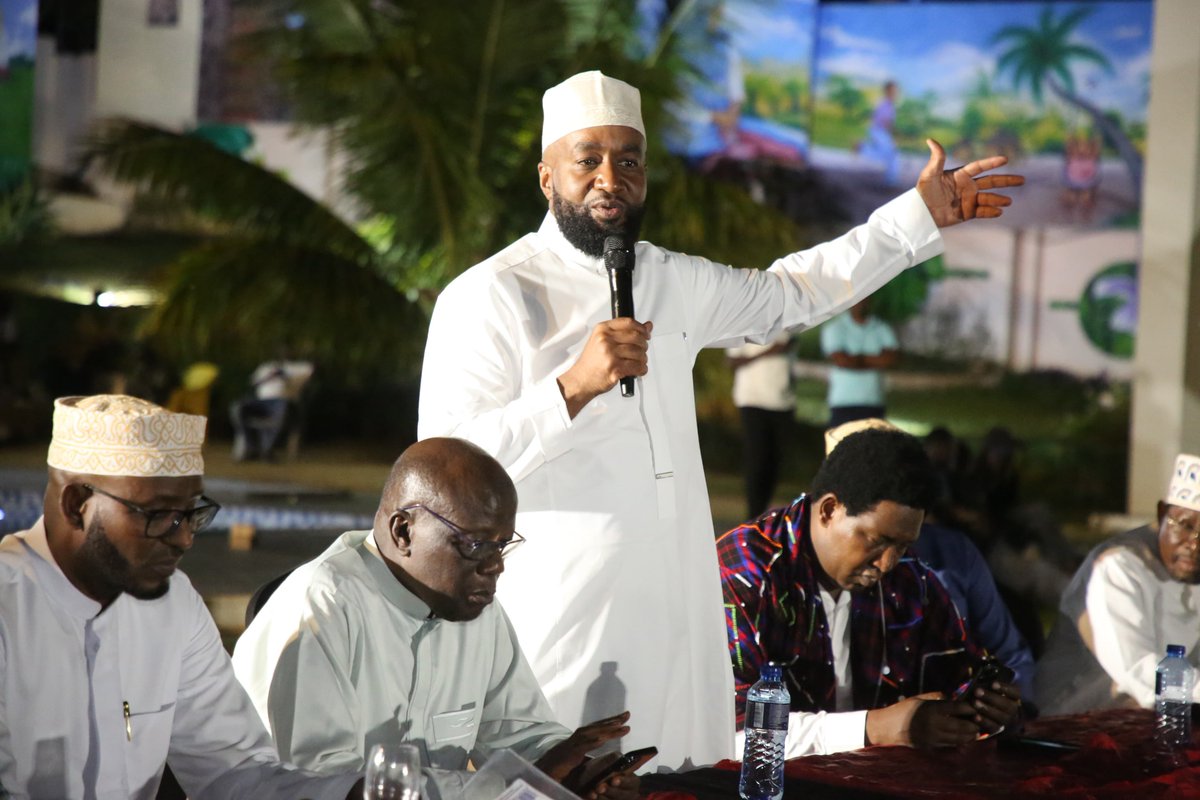 We must now develop a ground game and converse with each other on the future of Kenya. And we shall remain committed to the course! Our strength is our people …. @HassanAliJoho @HEBabuOwino @JunetMohamed