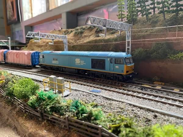 SheepdogNo1's tweet image. EWS British Steel Blue 60033 Tees Steel Express #TwitterModelTrainShow #TMRGUK