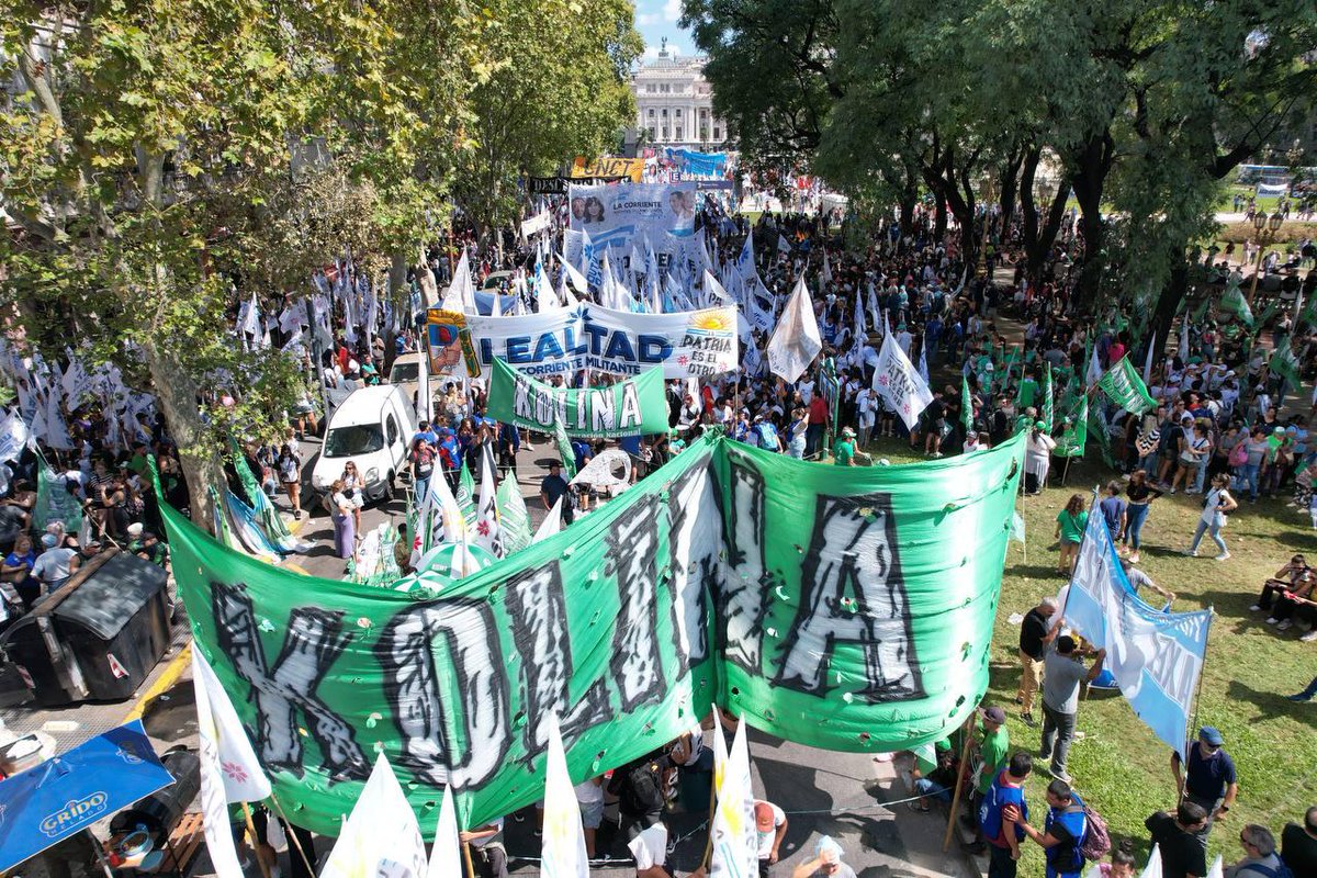 telesurenglish's tweet photo. #Argentina |  Mobilization in Buenos Aires for the National Day of Remembrance for Truth and Justice https://t.co/dW4Vivi8HQ