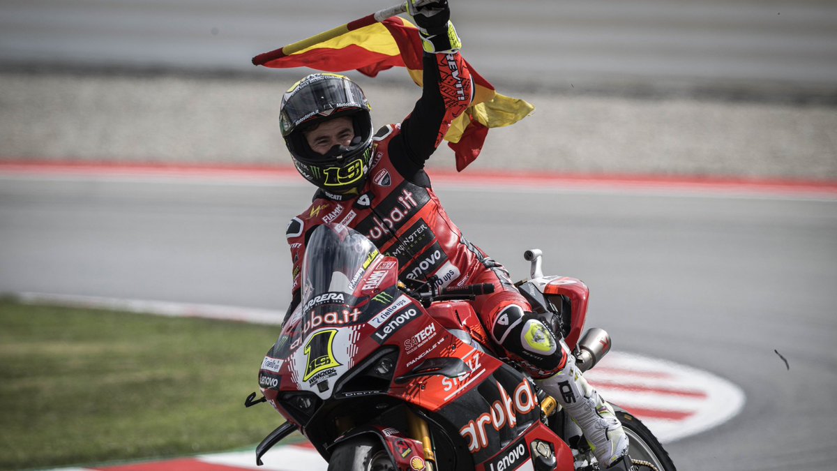 A #Ducati 1-2 in MotoGP and in WorldSBK! In Portimao, at the #PortugueseGP, @88jorgemartin takes victory ahead of @Bestia23. In Spain, at the #CatalanWorldSBK round, @19Bautista is back to winning ways ahead of teammate @nbulega. #ForzaDucati