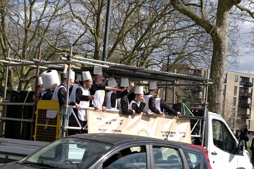 FurnerStephen's tweet photo. Purim Celebrations Stamford Hill London
#Purim2024 @HaringeyCP @photojourn @BBCNews  
@BBCWorldService https://t.co/Uze99y586e