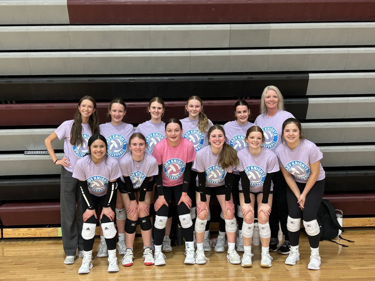 LadyKnightVBALL's tweet photo. Great work today by our teams! Our 17’s won their bracket and our 15’s ended up 2nd!! Way to work in the off season girls! Continue to get reps, work on footwork, and get in weight room! #offseasonwork #workingtogetbetter https://t.co/kSavnO3kqW