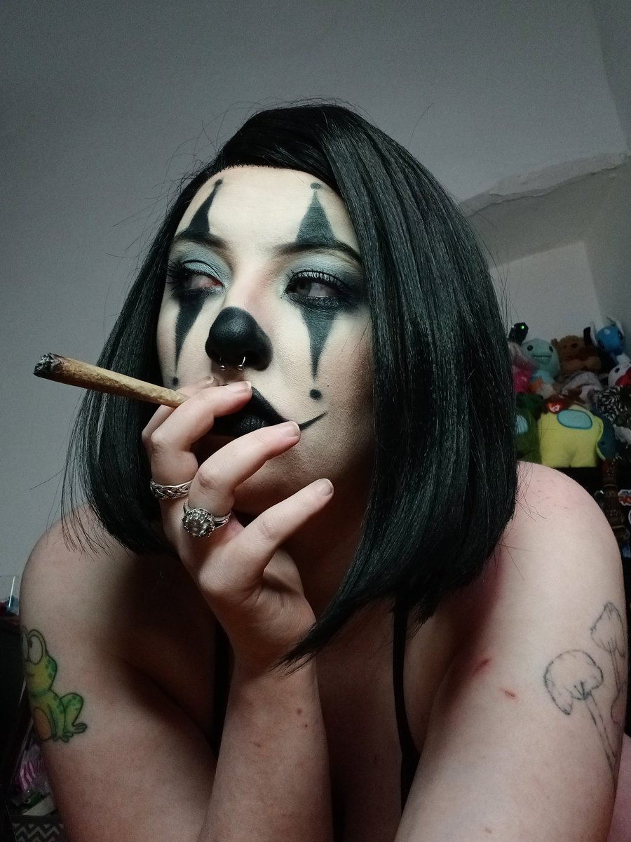 Beee 🐝 tweet media