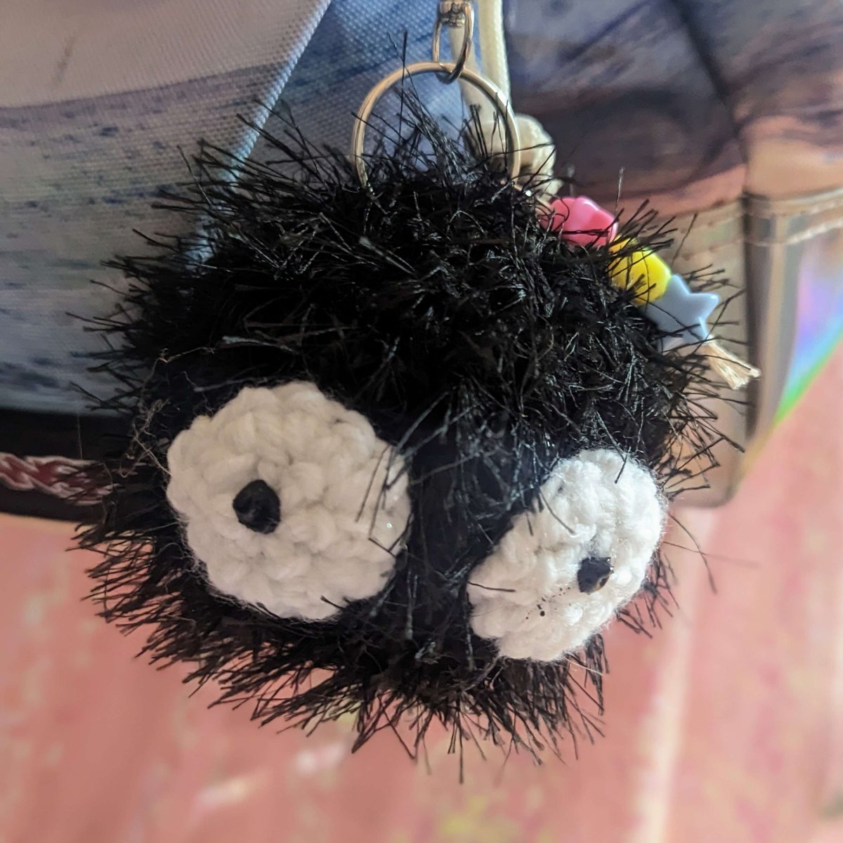 queeniridoci's tweet photo. Shhhhh, spoilers for a new product coming soon!🤫

#SpiritedAway #sootsprite #StudioGhibli #crochet #amigurumi #smallbusiness https://t.co/FTY4QvMrVk