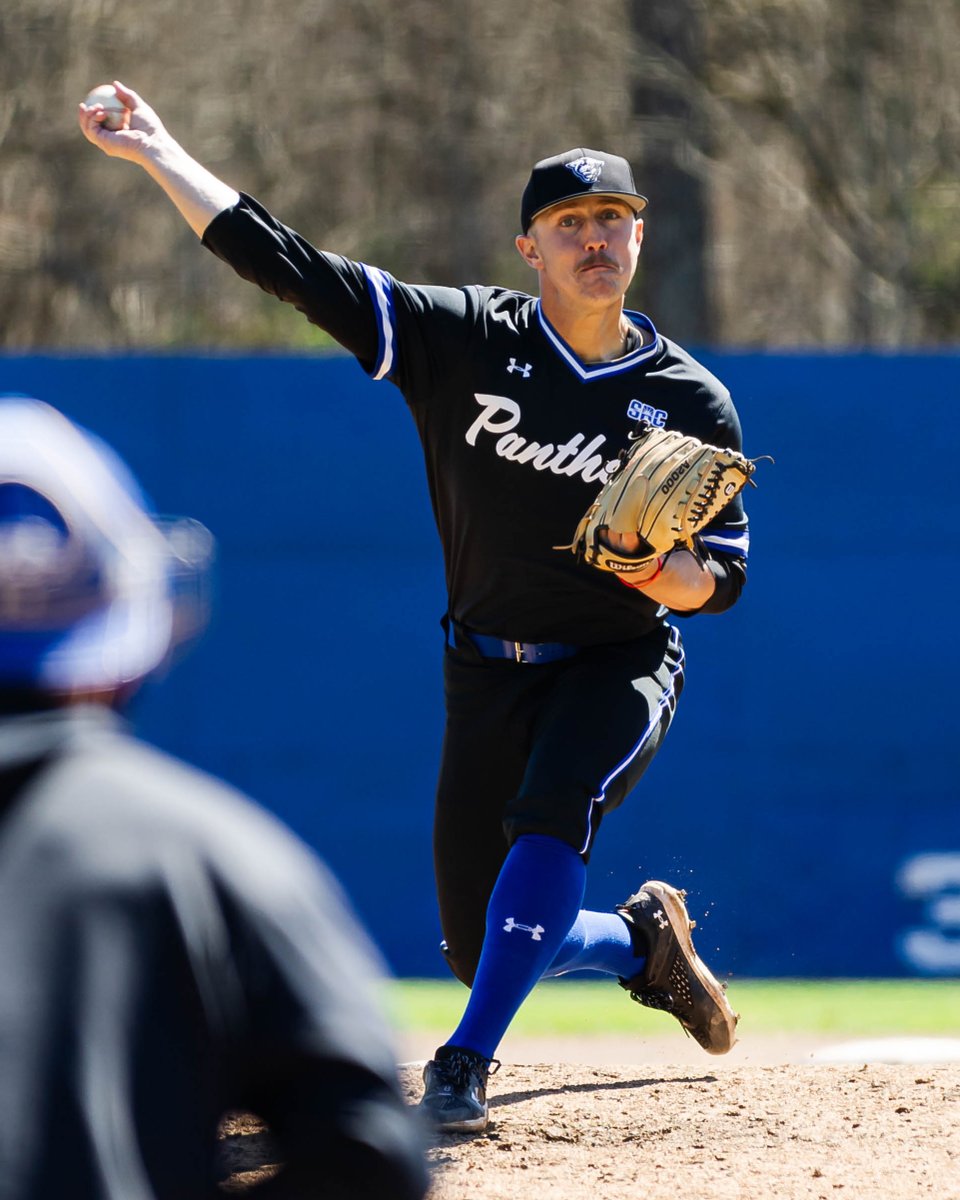 GSU_Base's tweet photo. 𝗔𝗻𝗼𝘁𝗵𝗲𝗿 𝗴𝗿𝗲𝗮𝘁 𝘀𝘁𝗮𝗿𝘁 𝗯𝘆 𝗕𝗮𝗹𝗲𝘆 𝗖𝗼𝗹𝗲𝗺𝗮𝗻 ‼️

6 IP
1 R
0 ER
4 H (all infield)
6 K
0 BB

@ColemanBaley | #BLB https://t.co/WDV62KBQdM