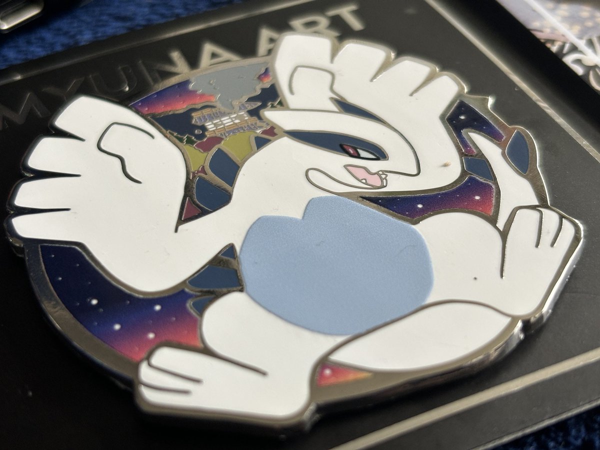 Got myself this amazing pin by @Myuna_Art. I discovered their stand at the @buchmesse this weekend. I just had to buy it. Love Lugia. #lbm24