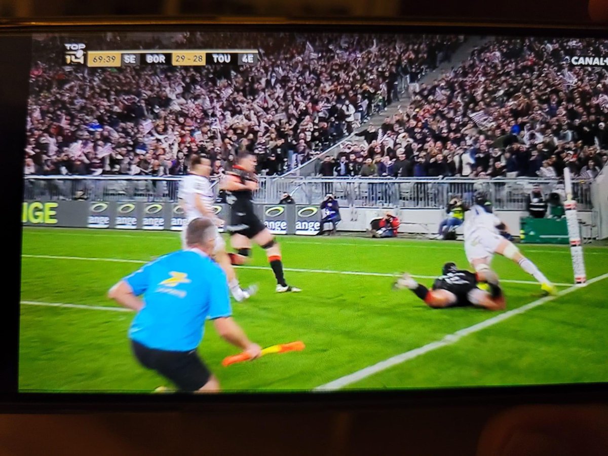 Nico Cazals tweet media