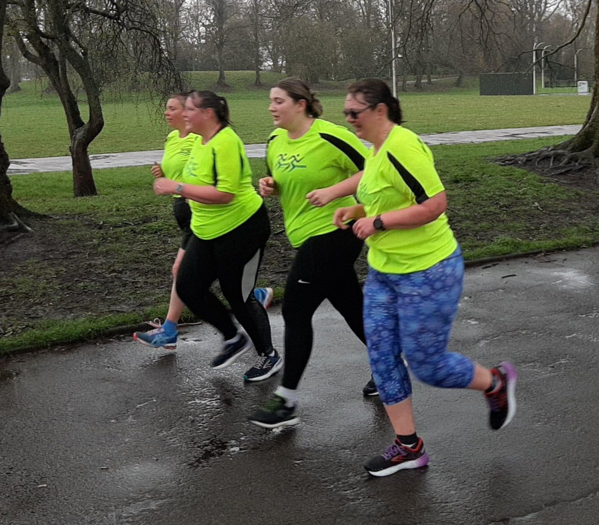 snabless's tweet photo. A week of all weather for my #NHS1000miles with torrential rain, hail & sleet for our beginners group 5k graduation parkrun & beautiful day to volunteer @RunThroughUK #Wolves10k today, fab to see spring whilst out with the dog too 14km run, 15km walked https://t.co/WJVNBisbbE