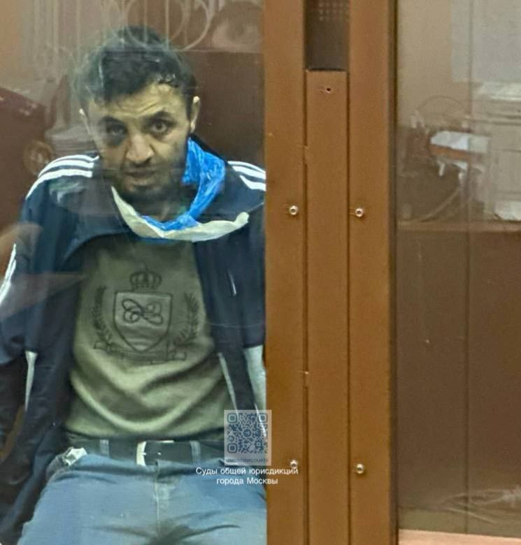 Lena___masHa's tweet photo. 🚨 Le tribunal publie une photo du premier suspect dans l'affaire de l'attentat #terroriste de #CrocusCityHall, présenté à l'audience
Les terroristes ont été traduits devant le tribunal #Basmanny de #Moscou. 🇷🇺🇷🇺 https://t.co/S58BGxsk8t