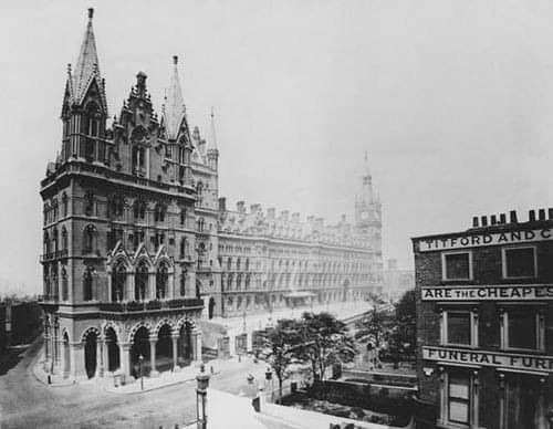 St Pancras Station c1869 London.

#victorianlondon #partylikeits1899