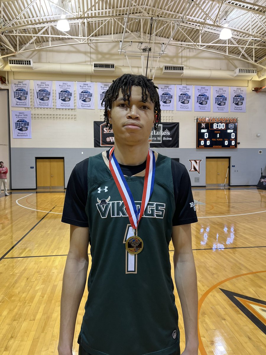 lvsaclassic's tweet photo. Congratulations to our Boys Dunk Contest and 3-Point contest Winners! 

Dunk - David Fridia - Allentown Central Catholic
3-Point - Luke Kepppel - Whitehall High School https://t.co/7gTjYTzekF