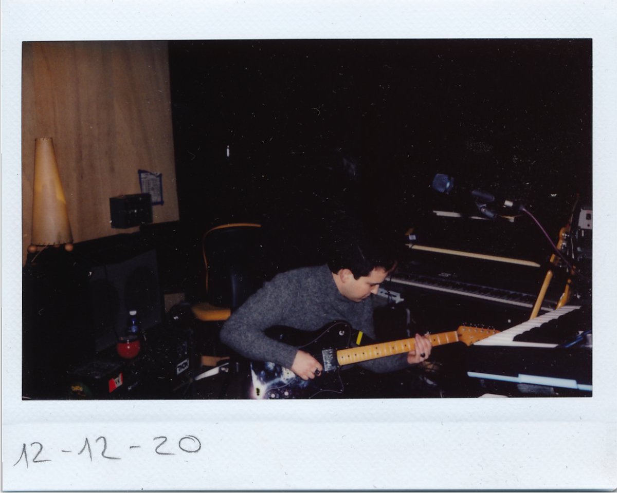 empty_files's tweet photo. >_ Recording “Lost Files”
2020-2021 Instax frames
#emptyfiles #lostfiles #instax https://t.co/M9FgdRq73y