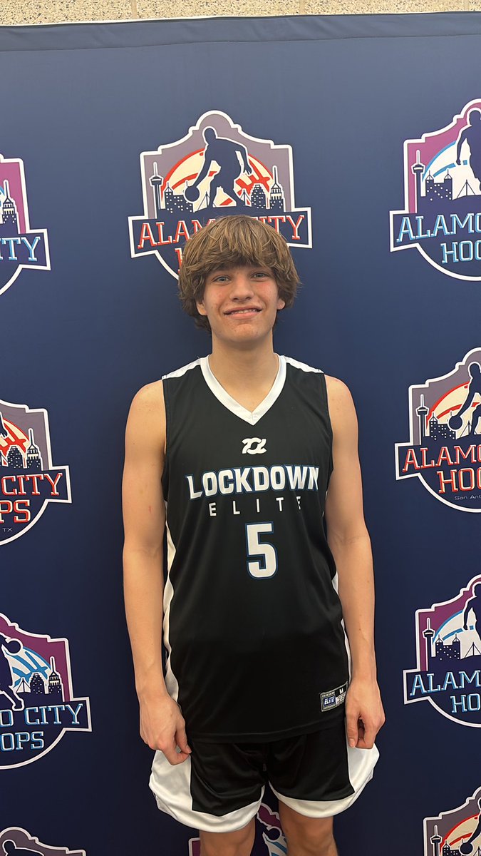 Some real talent on @LockdownBBall @ColeCassidy2007 had 15 to lead them in their most recent W. While @TateTapken has lead Lockdown in scoring the rest of the weekend. Two players who can score inside and out #TheLaunch #AlamoCityHoops @AlamoCityHoops1