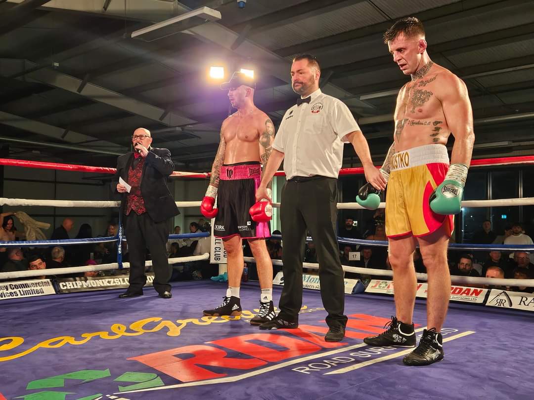 Really enjoyed Refereeing last night in Newark, and to be working alongside a great team from the Midlands Area of the British Boxing Board of Control. Just hope they were impressed and welcome me back 🥊