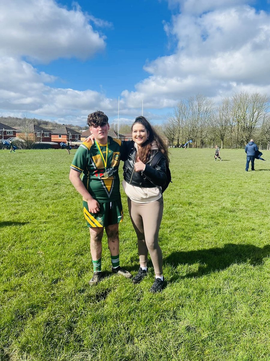 Really proud of my boy playing he’s first rugby league game for @OldhamStAnnes u13’s scoring a try on debut and getting MOM. #BlessedAndGrateful 👊🏼👍🏼