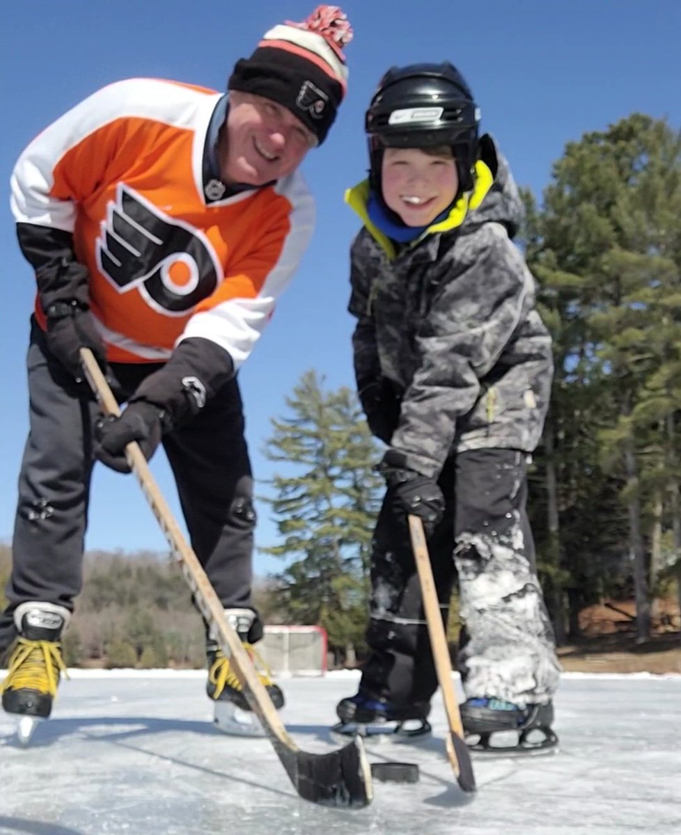 Our final skate today. Signing off on another Long Lake skating rink season ⛸️🏒🥅