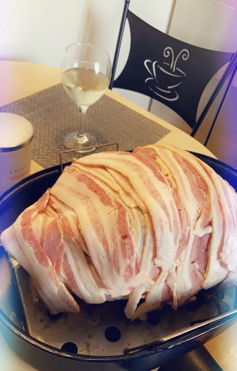 Decided to redo Thanksgiving ❤️ today. And bacon…🥰