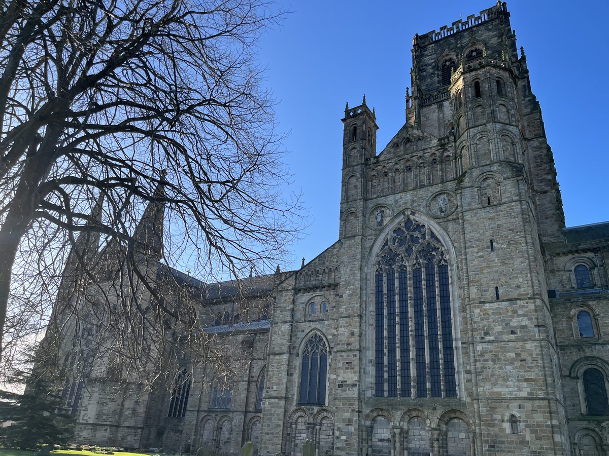 mp_alderson's tweet photo. Palm Sunday ⁦@durhamcathedral⁩ &amp; an utterly peaceful and beautiful start to Holy Week. https://t.co/sbL3HGpflb