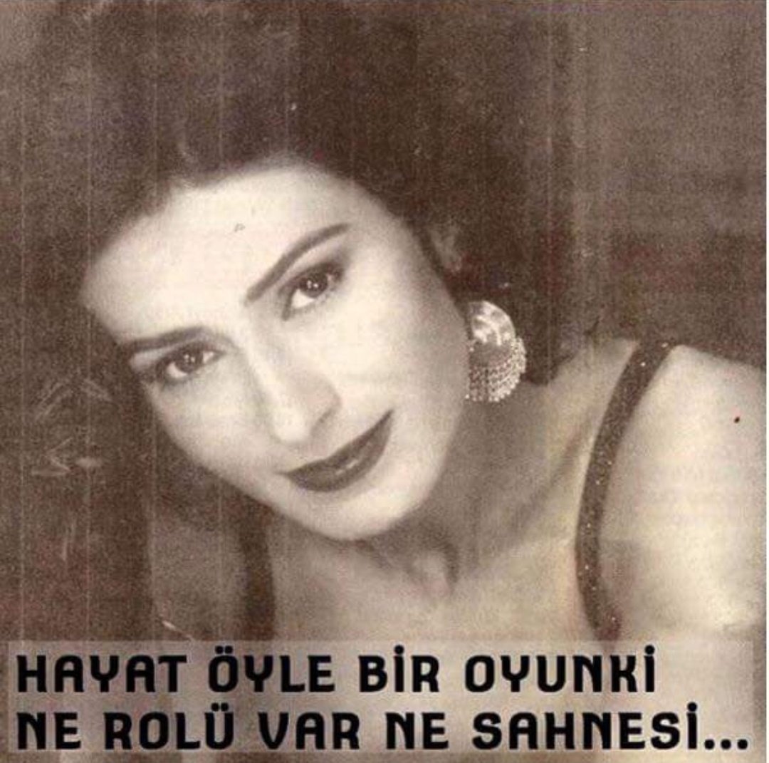 Gecenin güzelliğine...
🖤🤍
#iyigeceler 
#yıldıztilbe