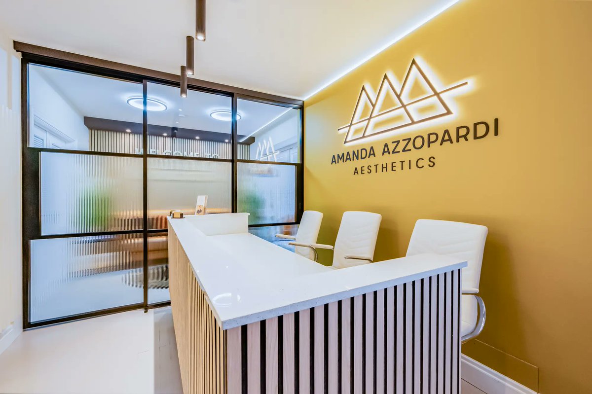 Are you looking for internal glass sliding doors?

johnknightglass.co.uk/case-studies/i…